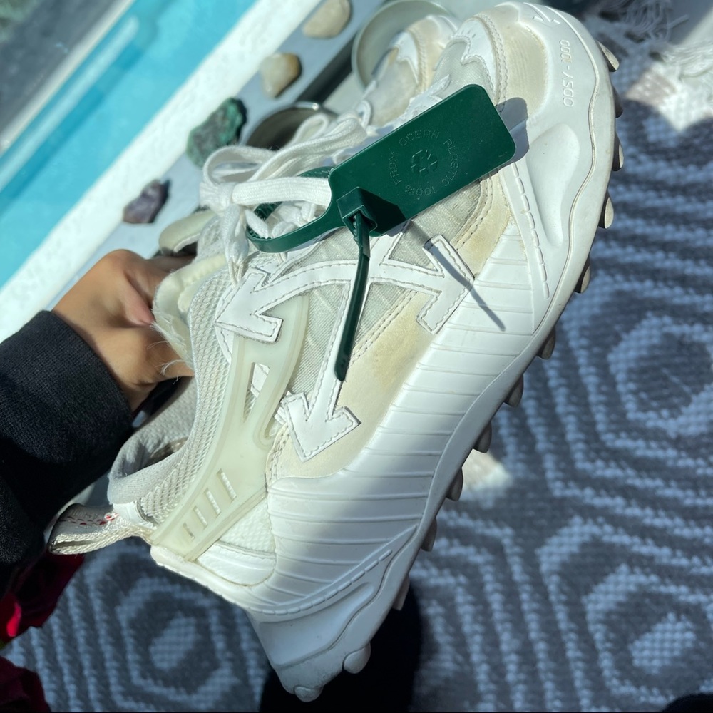 Fashion shoes